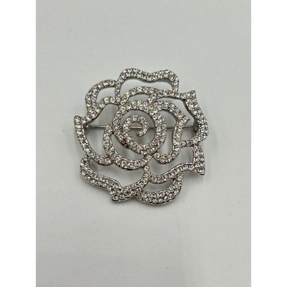 Vintage Rhinestone Pave Rose Flower Pin Brooch Silver Tone Metal Openwork Design - Picture 4 of 7